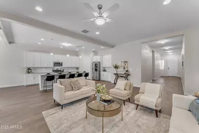 18916 W Laurel Lane, Surprise, AZ 85388 - Photo 5