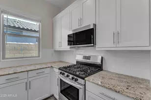 18916 W Laurel Ln, Surprise, AZ 85388 - Photo 49