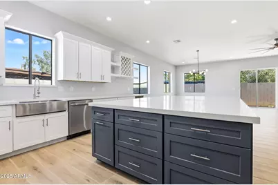 415 S Robert Road S, Tempe, AZ 85281 - Photo 5