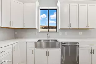 415 S Robert Road S, Tempe, AZ 85281 - Photo 11