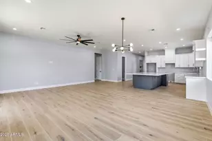 415 S Robert Road S, Tempe, AZ 85281 - Photo 15