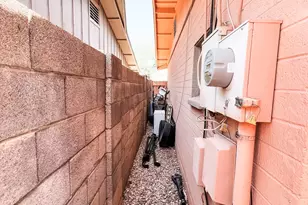 4623 W Mission Ln, Glendale, AZ 85302 - Photo 25