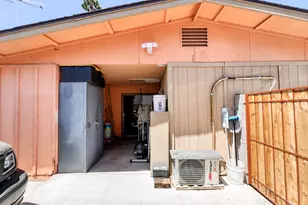 4623 W Mission Ln, Glendale, AZ 85302 - Photo 23