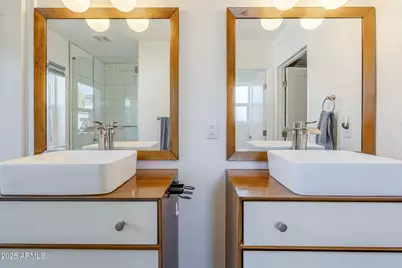 4402 E Montecito Avenue, Phoenix, AZ 85018 - Photo 25