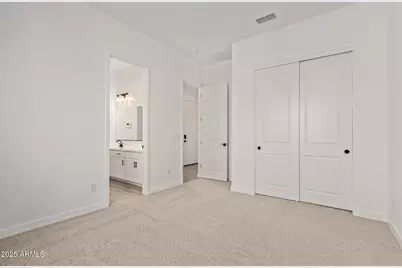 15833 W Bronco Trail, Surprise, AZ 85387 - Photo 23