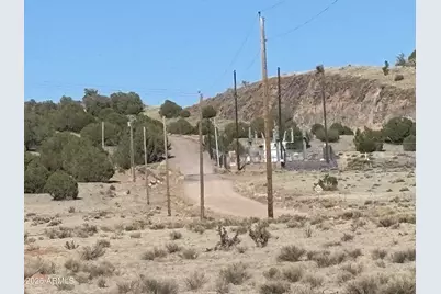 0 N Parcel #301-10-230-1557 --, Seligman, AZ 86337 - Photo 7