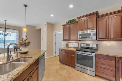 17179 S 174th Drive, Goodyear, AZ 85338 - Photo 9