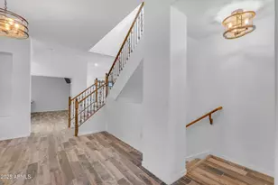 3806 E Taurus Pl, Chandler, AZ 85249 - Photo 9