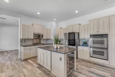 3806 E Taurus Place, Chandler, AZ 85249 - Photo 17