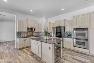 3806 E Taurus Pl, Chandler, AZ 85249 - Photo 17