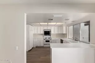 1134 E Driftwood Dr, Tempe, AZ 85283 - Photo 11