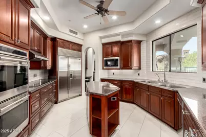 8614 N 17th Place, Phoenix, AZ 85020 - Photo 21