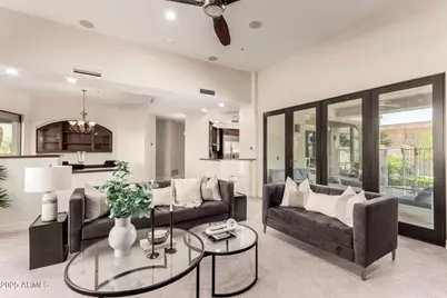 8614 N 17th Place, Phoenix, AZ 85020 - Photo 13