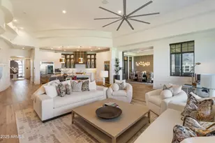 2 Biltmore Estate, Phoenix, AZ 85016 - Photo 3