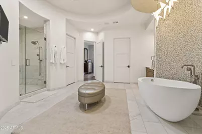 2 Biltmore Estate #313, Phoenix, AZ 85016 - Photo 27