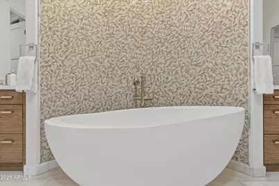 2 Biltmore Estate #313, Phoenix, AZ 85016 - Photo 41