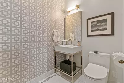 2 Biltmore Estate #313, Phoenix, AZ 85016 - Photo 49