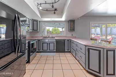 2033 E Hillery Drive, Phoenix, AZ 85022 - Photo 5