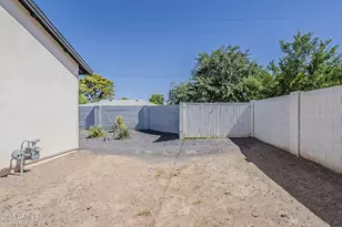 3834 E Clarendon Ave, Phoenix, AZ 85018 - Photo 59
