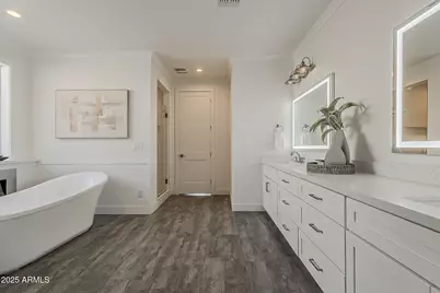 3834 E Clarendon Avenue, Phoenix, AZ 85018 - Photo 37