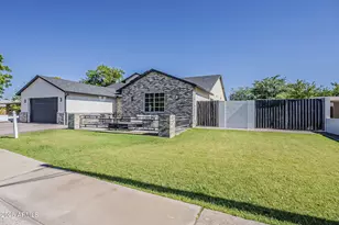 3834 E Clarendon Ave, Phoenix, AZ 85018 - Photo 3