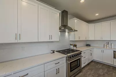 3834 E Clarendon Avenue, Phoenix, AZ 85018 - Photo 23