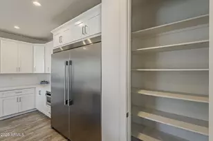 3834 E Clarendon Ave, Phoenix, AZ 85018 - Photo 27