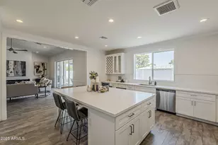 3834 E Clarendon Ave, Phoenix, AZ 85018 - Photo 25