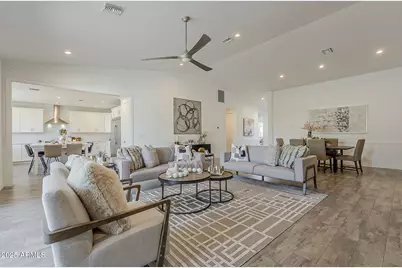 3834 E Clarendon Avenue, Phoenix, AZ 85018 - Photo 15