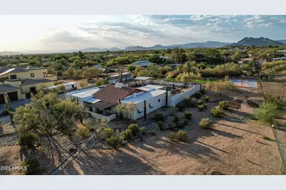 6520 E Peak View Road, Cave Creek, AZ 85331 - Photo 47