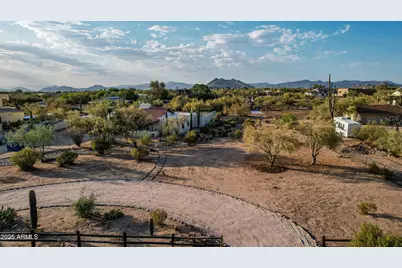 6520 E Peak View Road, Cave Creek, AZ 85331 - Photo 49