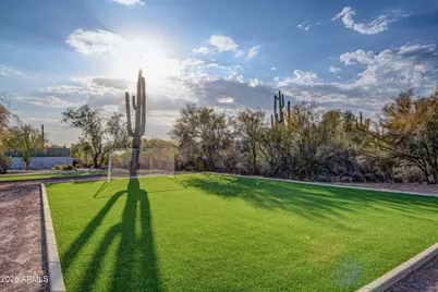 6520 E Peak View Road, Cave Creek, AZ 85331 - Photo 87