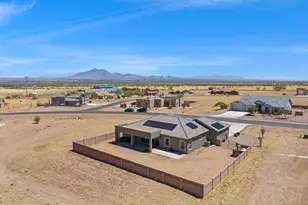 6647 E Big Spur Cir, Hereford, AZ 85615 - Photo 31