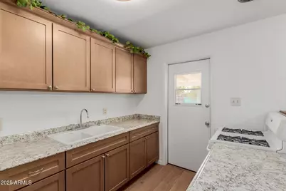 10012 N 16th Drive, Phoenix, AZ 85021 - Photo 15