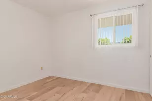 10012 N 16th Dr, Phoenix, AZ 85021 - Photo 9