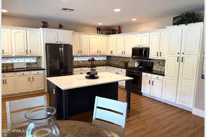 9547 W Bent Tree Drive, Peoria, AZ 85383 - Photo 13