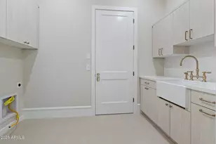 8503 S 9th Dr, Phoenix, AZ 85041 - Photo 35