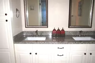 12222 N Paradise Vlg Pkwy S, Phoenix, AZ 85032 - Photo 9