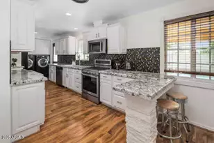 6901 E Oak St, Scottsdale, AZ 85257 - Photo 7