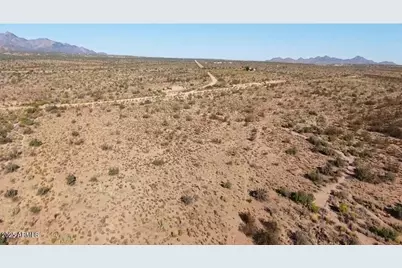 21F-3 W Silverado Parkway West -- #21F-3, Kingman, AZ 86401 - Photo 5