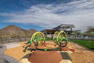 12233 W Caraveo Pl, Peoria, AZ 85383 - Photo 31