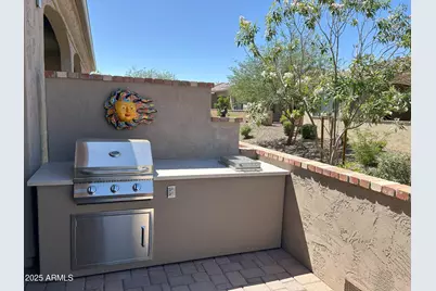 16822 W Catalina Drive, Goodyear, AZ 85395 - Photo 7