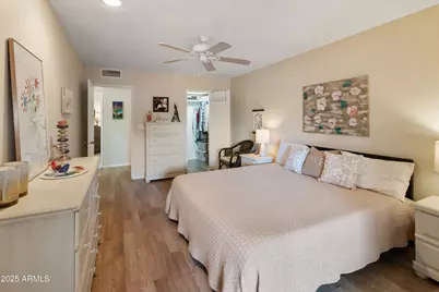 13807 N Garden Court Drive, Sun City, AZ 85351 - Photo 17