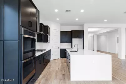 17807 W Pasadena Avenue, Litchfield Park, AZ 85340 - Photo 15