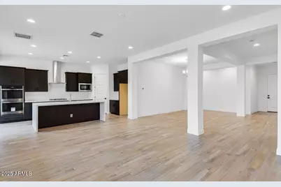 17807 W Pasadena Avenue, Litchfield Park, AZ 85340 - Photo 23