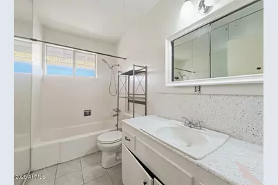 2715 E Glenrosa Avenue, Phoenix, AZ 85016 - Photo 9