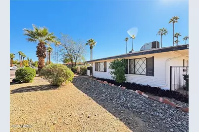 2715 E Glenrosa Avenue, Phoenix, AZ 85016 - Photo 13