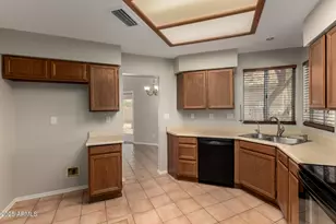 9002 W Caribbean Ln, Peoria, AZ 85381 - Photo 13