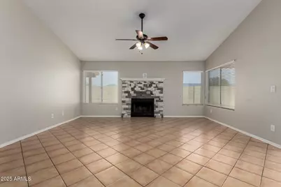 9002 W Caribbean Lane, Peoria, AZ 85381 - Photo 9