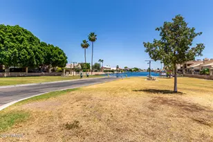 9002 W Caribbean Ln, Peoria, AZ 85381 - Photo 31